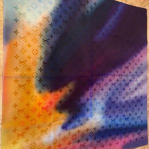 NEW Louis Vuitton Tie and Dye Bandana